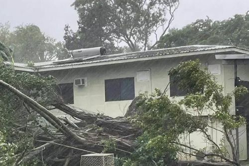 Bão Megan đổ bộ Australia với sức gió hủy diệt và triều cường nguy hiểm