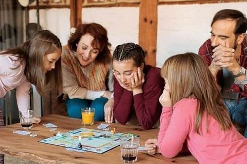 Board game - ngành công nghiệp văn hóa trong tương laiNhững đóng góp nhất định trong xã hội hiện đại