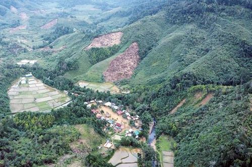 Nơi biên giới có vườn địa đàng