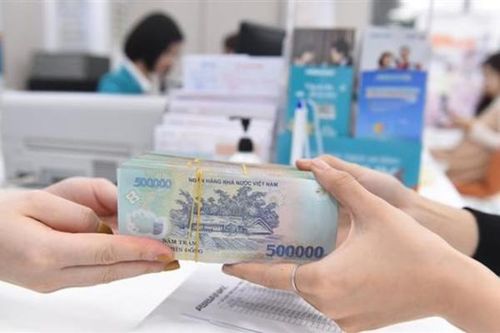 Ngân hàng công khai lãi suất cho vay trước deadline: Mỗi nơi một kiểu