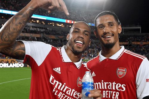 Nỗi lo ập tới Arsenal