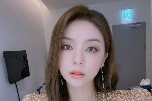 Ca sĩ Ailee kết hôn