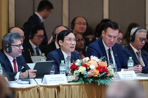 Thường xuyên đối thoại, gỡ vướng, tạo thuận lợi cho DN phát triển