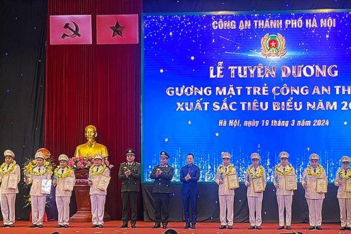 Tuyên dương 10 Gương mặt trẻ Công an Thủ đô tiêu biểu năm 2023