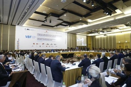 Dồn nguồn lực đầu tư cho đường cao tốc: Năm 2025 sẽ có 3.000 km đường cao tốc