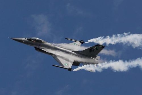 Quân đội Pakistan không kích Afghanistan: Thông điệp gửi đi là gì?