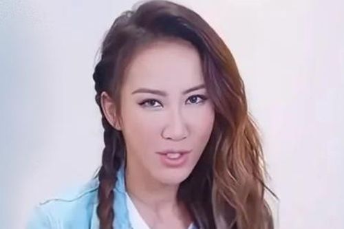 Trục lợi từ việc hồi sinh nghệ sĩ đã qua đời