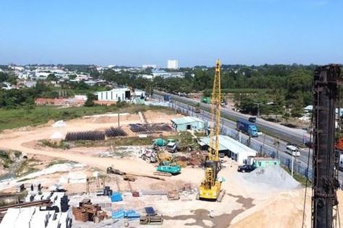 Dự án đường Vành đai 3 TPHCM qua Bình Dương gặp khó