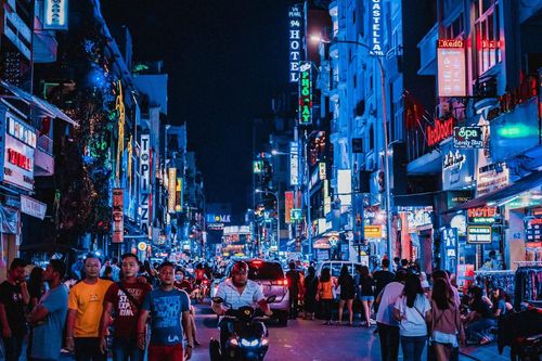 TP.HCM là một trong 10 điểm chơi đêm rẻ nhất thế giới