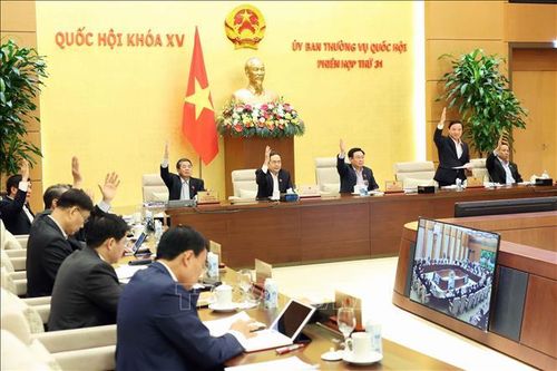 Thông qua nghị quyết thành lập 2 thành phố Bến Cát (Bình Dương) và Gò Công (Tiền Giang)