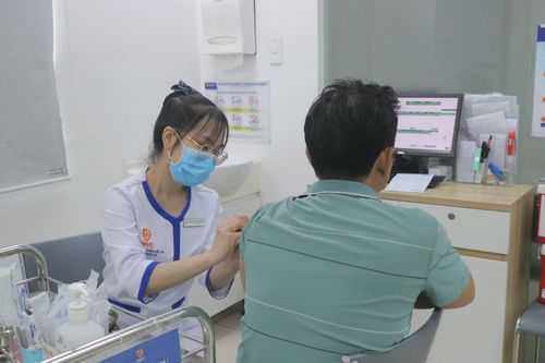 Sớm hoàn thành tiêm vaccine phòng dại để ngăn phát sinh ổ dịch
