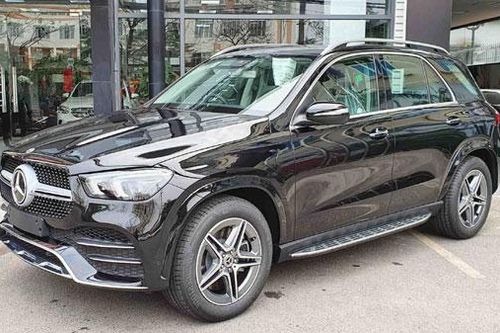 Xe sang Mercedes tồn kho từ 2022, giảm giá hàng trăm triệu đồng, có nên mua?