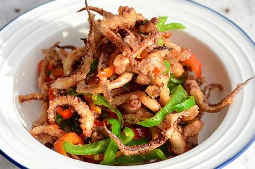 Lưu ngay 7 món ăn ngon từ râu mực chiêu đãi cả nhà