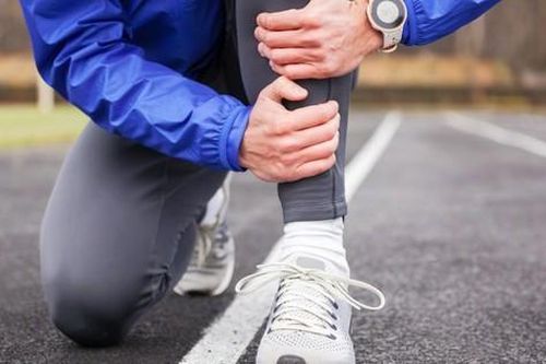 Nguyên nhân và cách điều trị đau xương ống chân