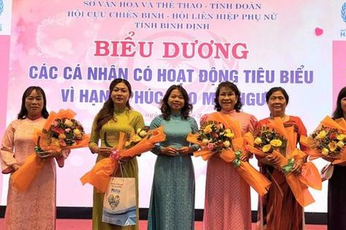Bình Định: Biểu dương các cá nhân có hoạt động vì hạnh phúc cho mọi người