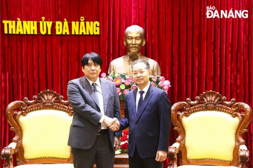 Tổng Lãnh sự Nhật Bản tại Đà Nẵng chào tạm biệt lãnh đạo thành phố nhân kết thúc nhiệm kỳ công tác