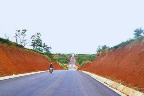 Phó Giám đốc Quỹ Bảo vệ và Phát triển rừng Gia Lai bị kiểm tra vì dấu hiệu vi phạm tại Dự án xây dựng đường Hồ Chí Minh