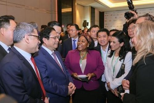 Thủ tướng: Không chấp nhận mô hình 'tăng trưởng trước, dọn dẹp sau'