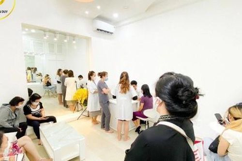 Nâng mũi có đau không từ câu chuyện làm đẹp của cô kế toán