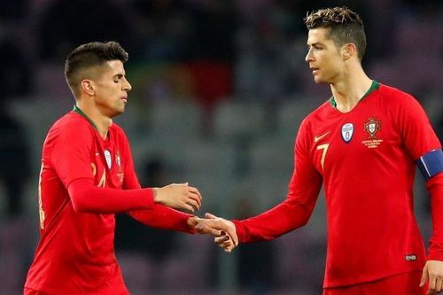 Cancelo: 'Thời đỉnh cao của Ronaldo đã qua'