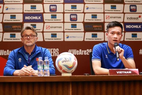 Muốn tặng quà sinh nhật cho HLV Troussier, Hoàng Đức đặt mục tiêu có điểm trước Indonesia