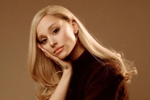 Ariana Grande dẫn đầu Billboard với album 'Eternal Sunshine'