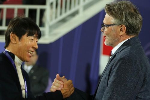 Việt Nam vs Indonesia: Lợi thế của ông Troussier