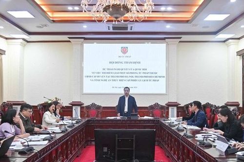 Thẩm định nghị quyết thí điểm giao một số Phòng Tư pháp cấp Phiếu LLTP