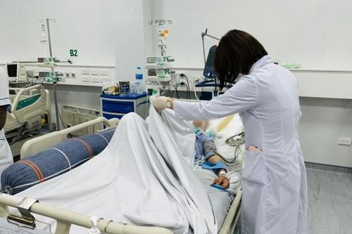 Suy gan nặng vì tự uống thuốc nam để chữa viêm gan B