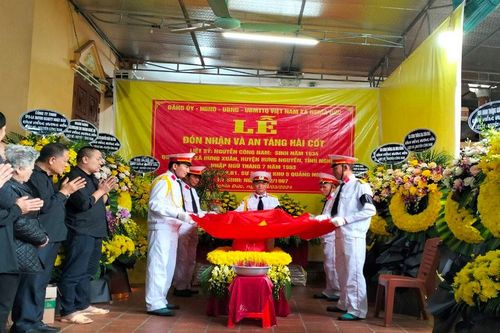 Nghệ An: Lễ đón nhận và an táng hài cốt liệt sĩ về đất mẹ