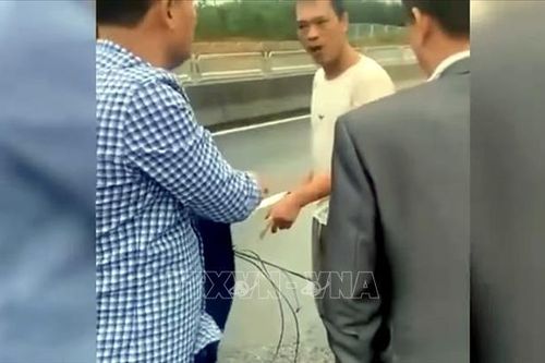 Xử lý tình trạng gây mất an toàn giao thông trên cao tốc Tuyên Quang - Phú Thọ