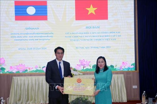 Tăng cường quan hệ hợp tác giữa hai tỉnh Hà Nam và U Đôm Xay (Lào)