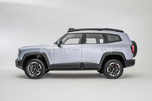 SUV địa hình công suất 430 mã lực, 'uống xăng như ngửi', giá hơn 800 triệu đồng, cạnh tranh với Toyota Land Cruiser