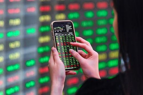 Những nhóm ngành triển vọng trên thị trường chứng khoán năm 2024