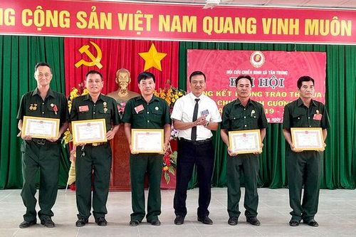 Đại hội điểm phong trào thi đua 'Cựu chiến binh gương mẫu' xã Tân Trung