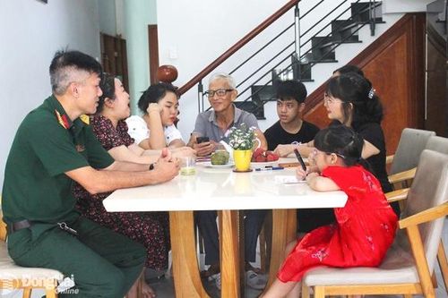 Hạnh phúc cho mọi người
