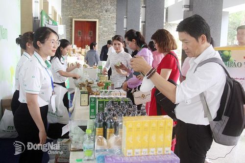 Nâng cao giá trị sản phẩm Việt