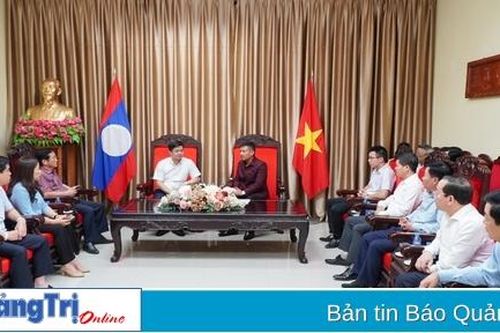 Đoàn lãnh đạo cấp cao tỉnh Quảng Trị thăm Tổng Lãnh sự quán Việt Nam tại tỉnh Champasak và Savannakhet