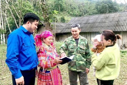 Ngòi Khù vươn mình