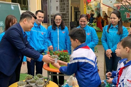 Thiếu nhi Thái Nguyên làm kế hoạch nhỏ