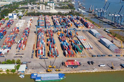 Sắp nhận hàng trăm tỷ đồng tiền cổ tức, Container Việt Nam (VSC) có thêm 'lực' để M&A