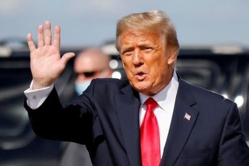 Ông Trump muốn đánh thuế 100% ôtô Trung Quốc sản xuất tại Mexico nếu tái đắc cử