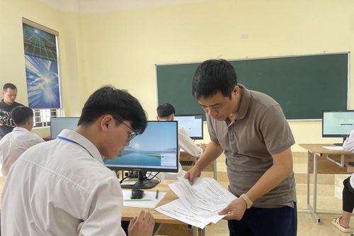Hà Tĩnh: Hơn 1.000 học sinh tham dự kỳ thi chọn học sinh giỏi cấp tỉnh lớp 11