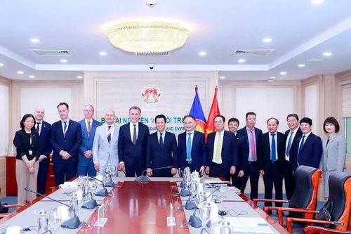 Việt Nam - Hà Lan 'bắt tay' hợp tác khai thác cát ngoài khơi bền vững