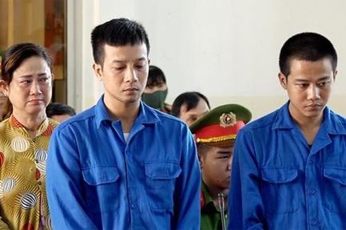 Bị chém tử vong vì đi quá giang còn trộm luôn xe máy