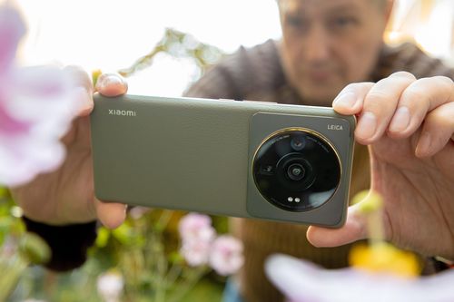 Chuyện hợp rồi tan của thương hiệu nhiếp ảnh và nhà sản xuất smartphone
