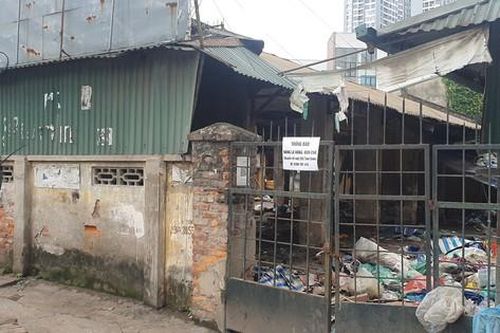 Nhường mặt bằng cho dự án đường nghìn tỷ ở Hà Nội, chợ Mai Động hoang tàn, vắng vẻ