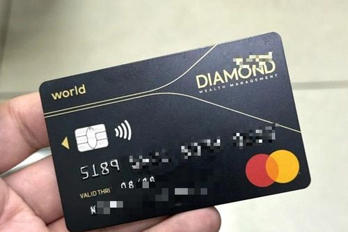Thẻ tín dụng: Mở dễ - đóng khó?