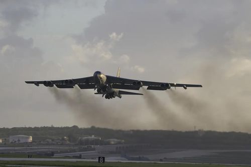 B-52 Mỹ phóng thử thành công vũ khí siêu vượt âm ở Thái Bình Dương