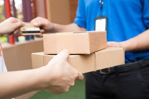 Bưu chính phục vụ thương mại điện tử chiếm đến 80%, cần có biện pháp quản lý